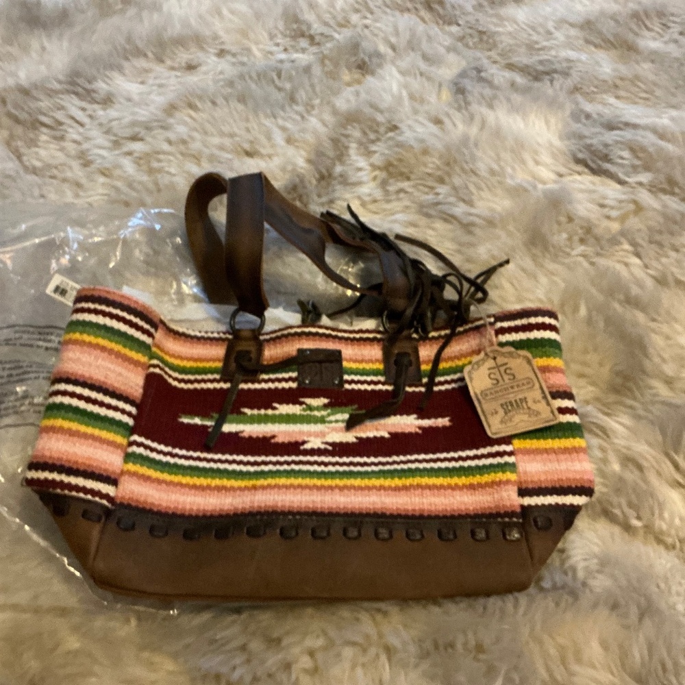 STS serape tote